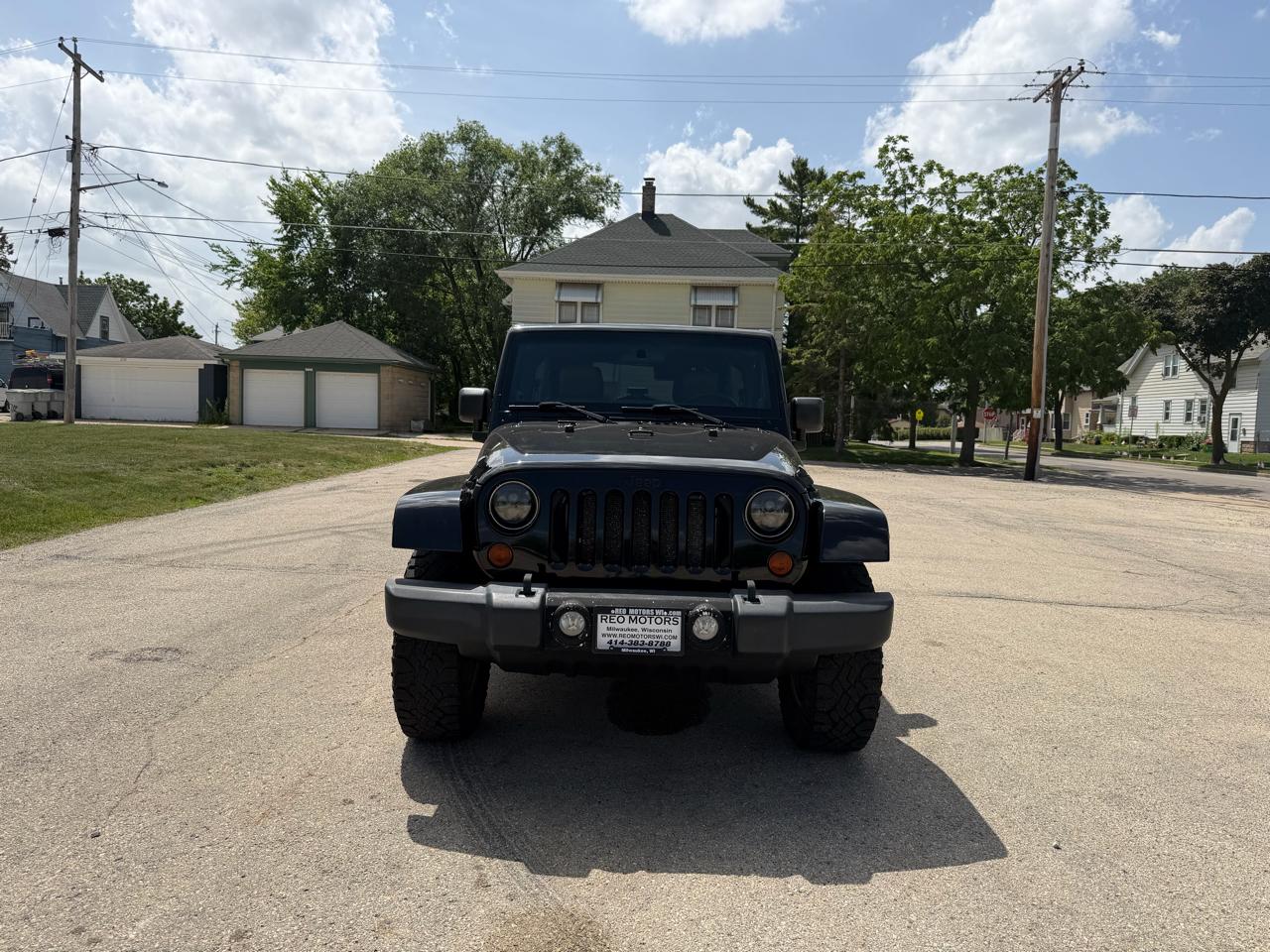 Jeep Wrangler Unlimited Sahara 4WD 2011
