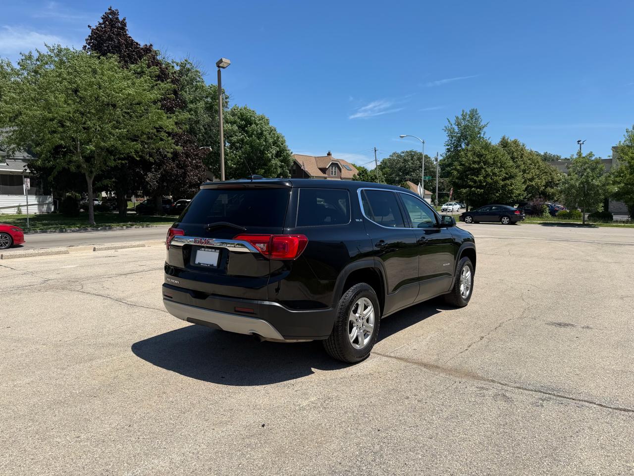 GMC Acadia SLE-1 AWD 2019