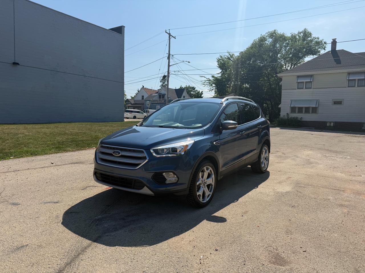 Ford Escape Titanium 4WD 2018