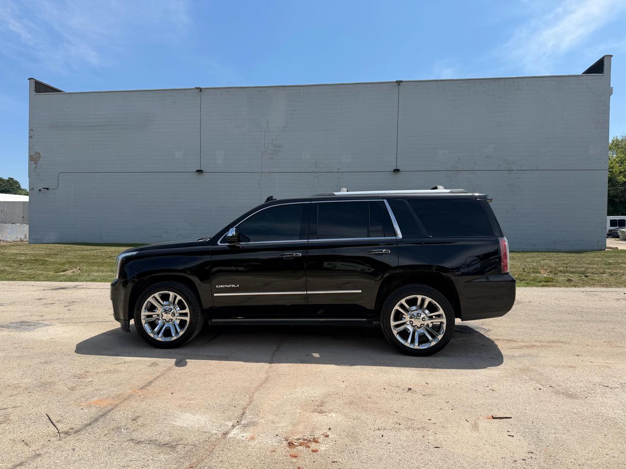 GMC Yukon Denali 4WD 2015