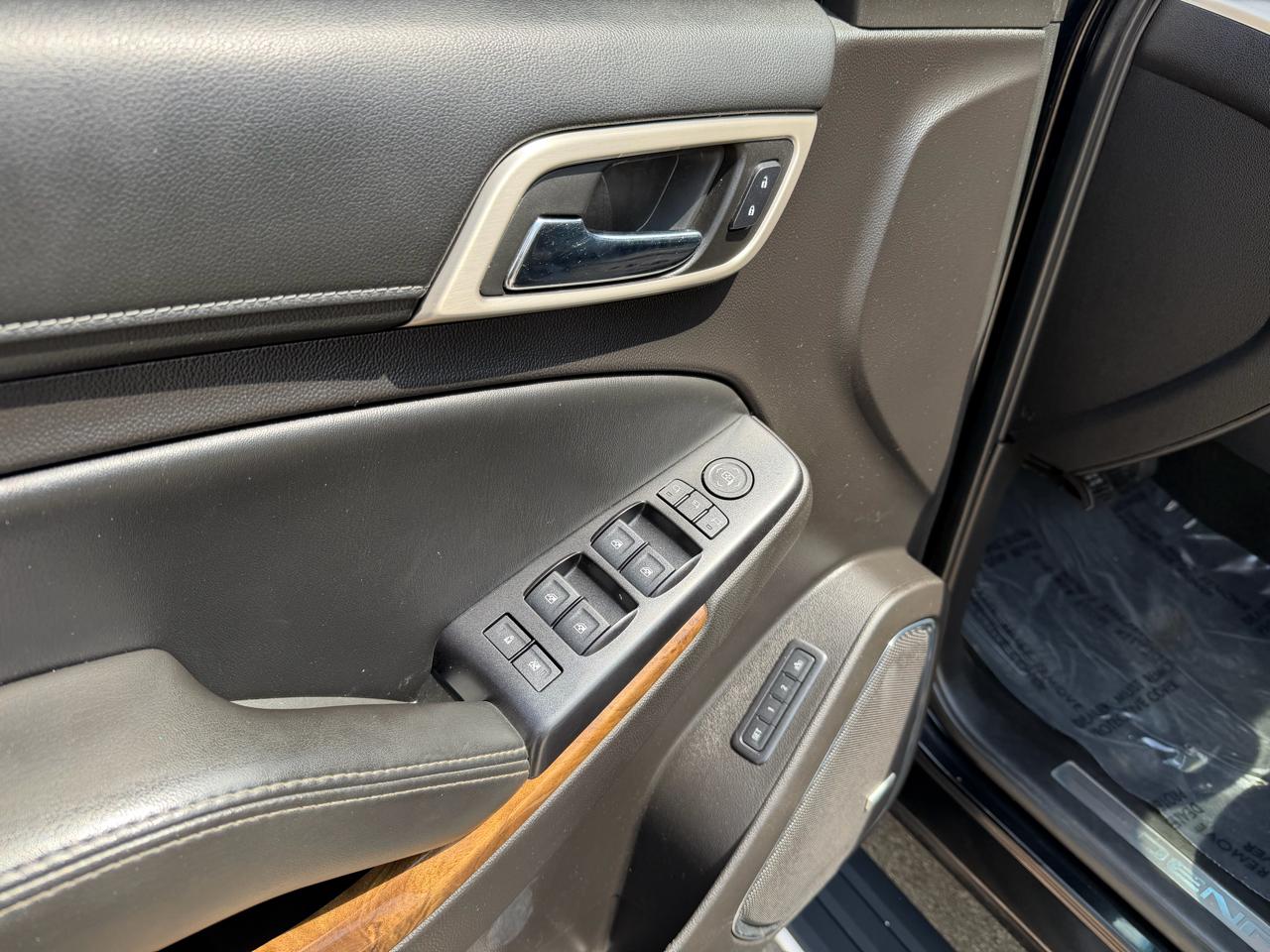 GMC Yukon Denali 4WD 2015