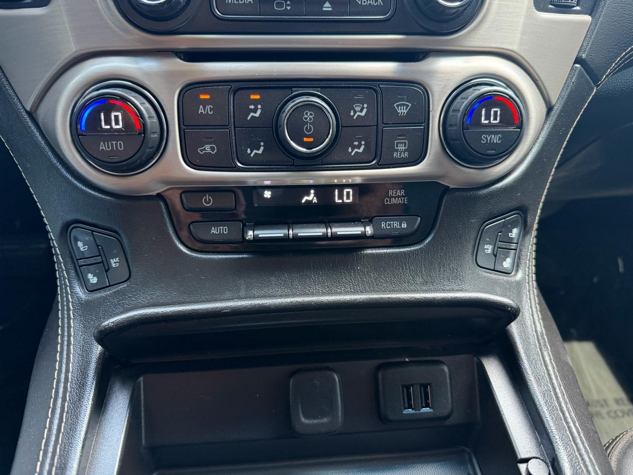 GMC Yukon Denali 4WD 2015