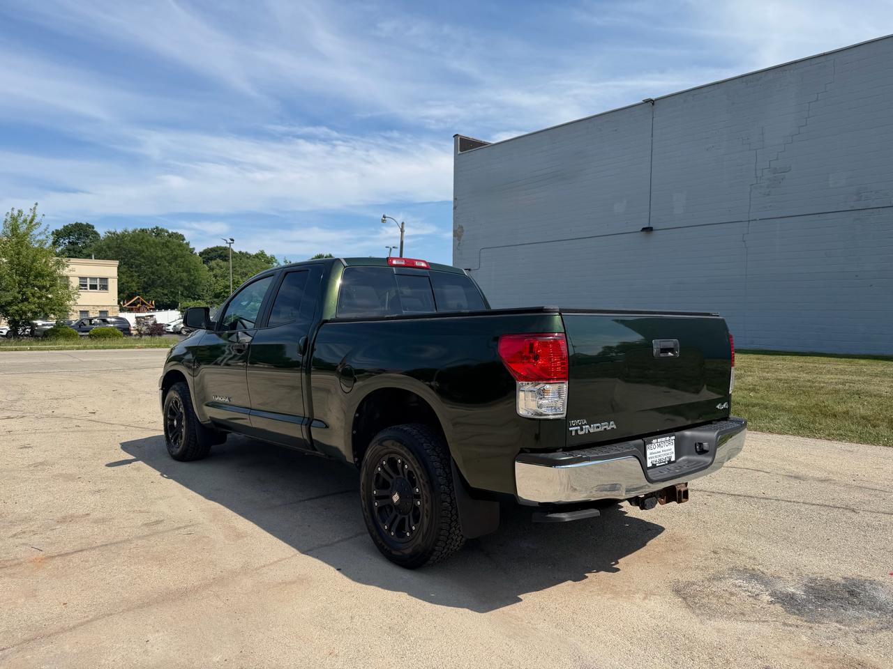 Toyota Tundra Tundra-Grade Double Cab 4.6L 4WD 2012