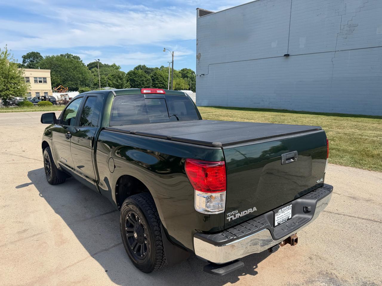 Toyota Tundra Tundra-Grade Double Cab 4.6L 4WD 2012