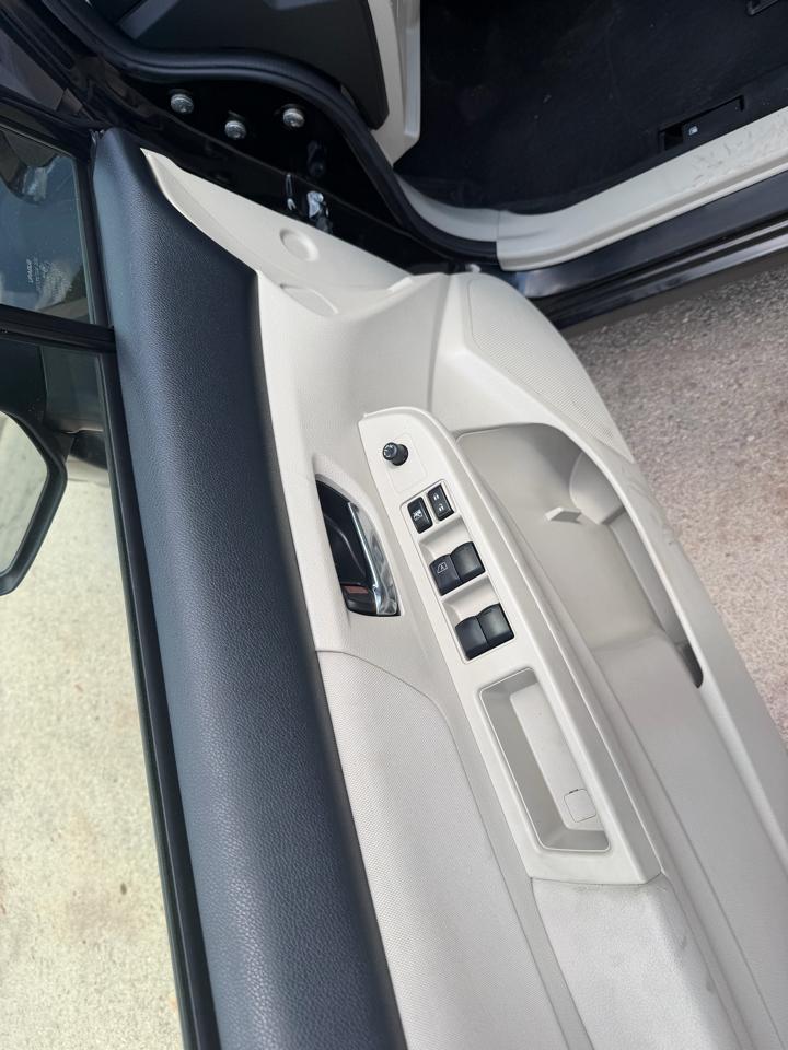 Subaru Impreza 2.0i Premium 5-Door w/All Weather Package 2014