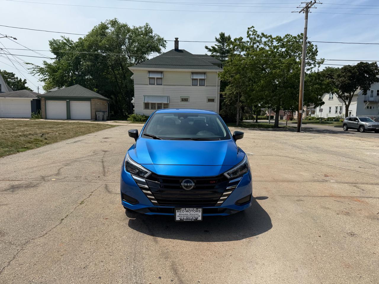 Nissan Versa SR 2023
