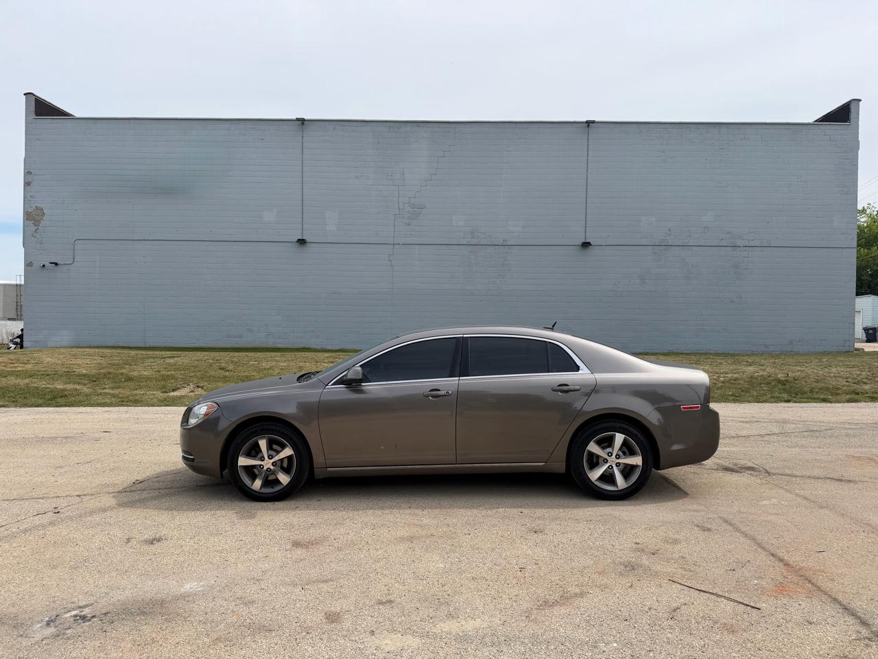 Chevrolet Malibu 1LT 2011