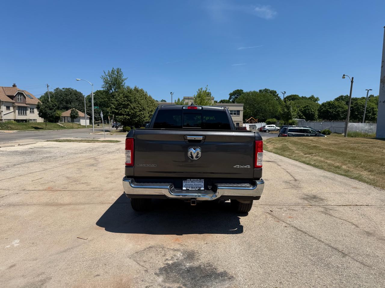 RAM 1500 Big Horn Crew Cab SWB 4WD 2020