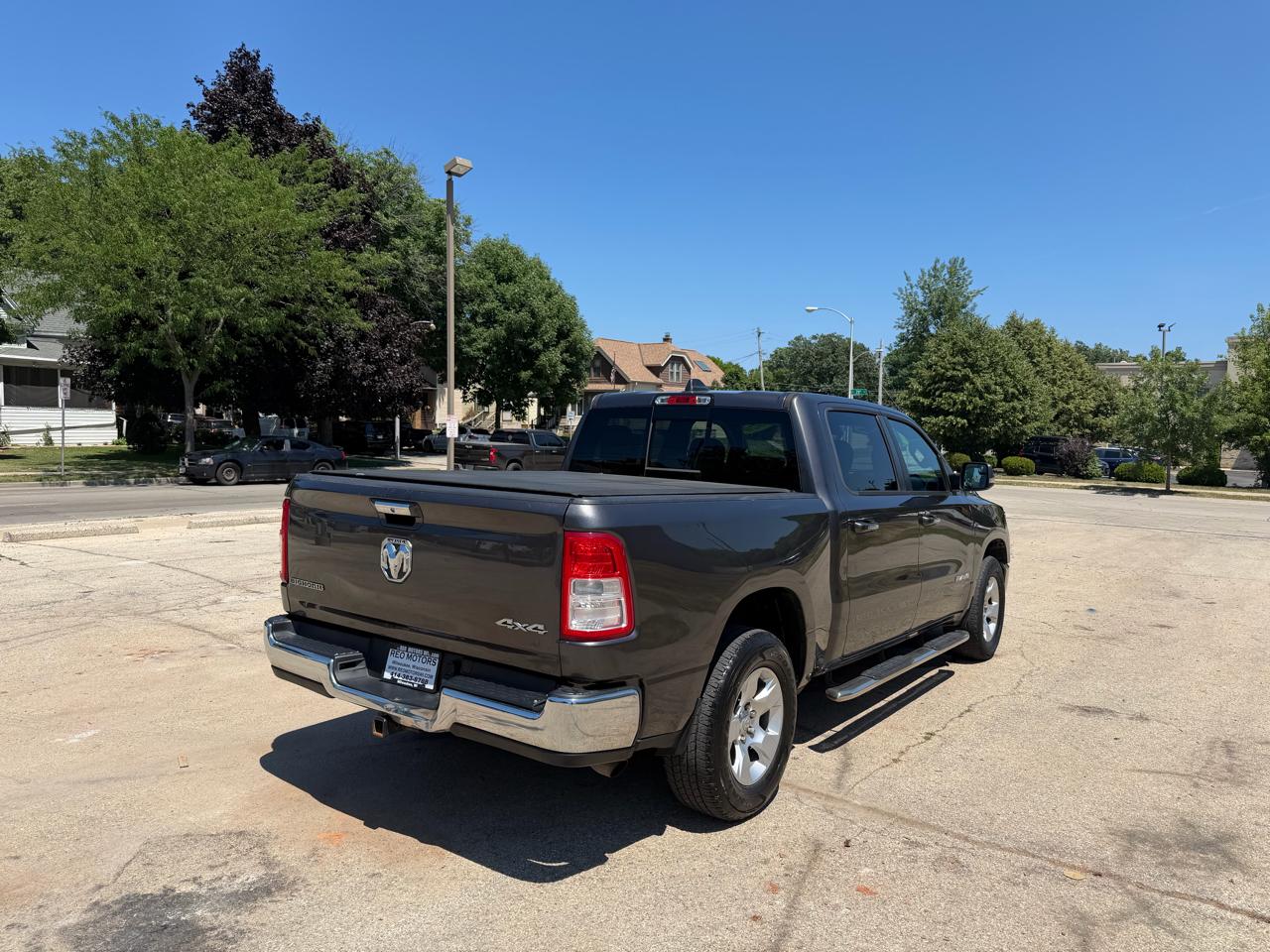 RAM 1500 Big Horn Crew Cab SWB 4WD 2020