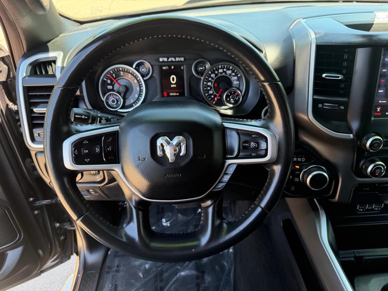 RAM 1500 Big Horn Crew Cab SWB 4WD 2020