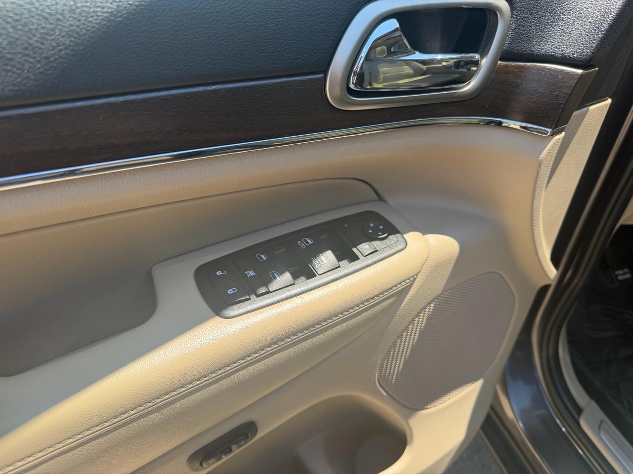Jeep Grand Cherokee Limited 4WD 2014