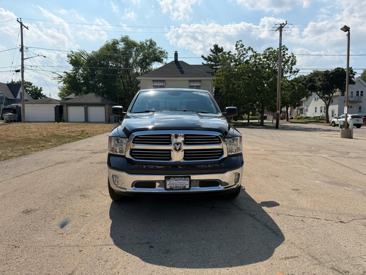 RAM 1500 SLT Crew Cab SWB 4WD 2015