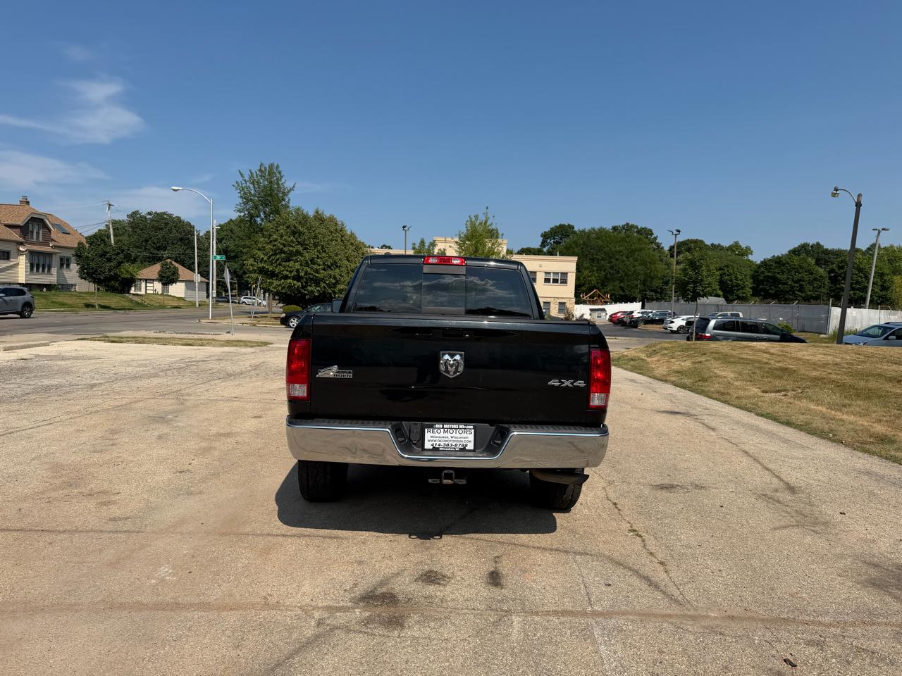 RAM 1500 SLT Crew Cab SWB 4WD 2015