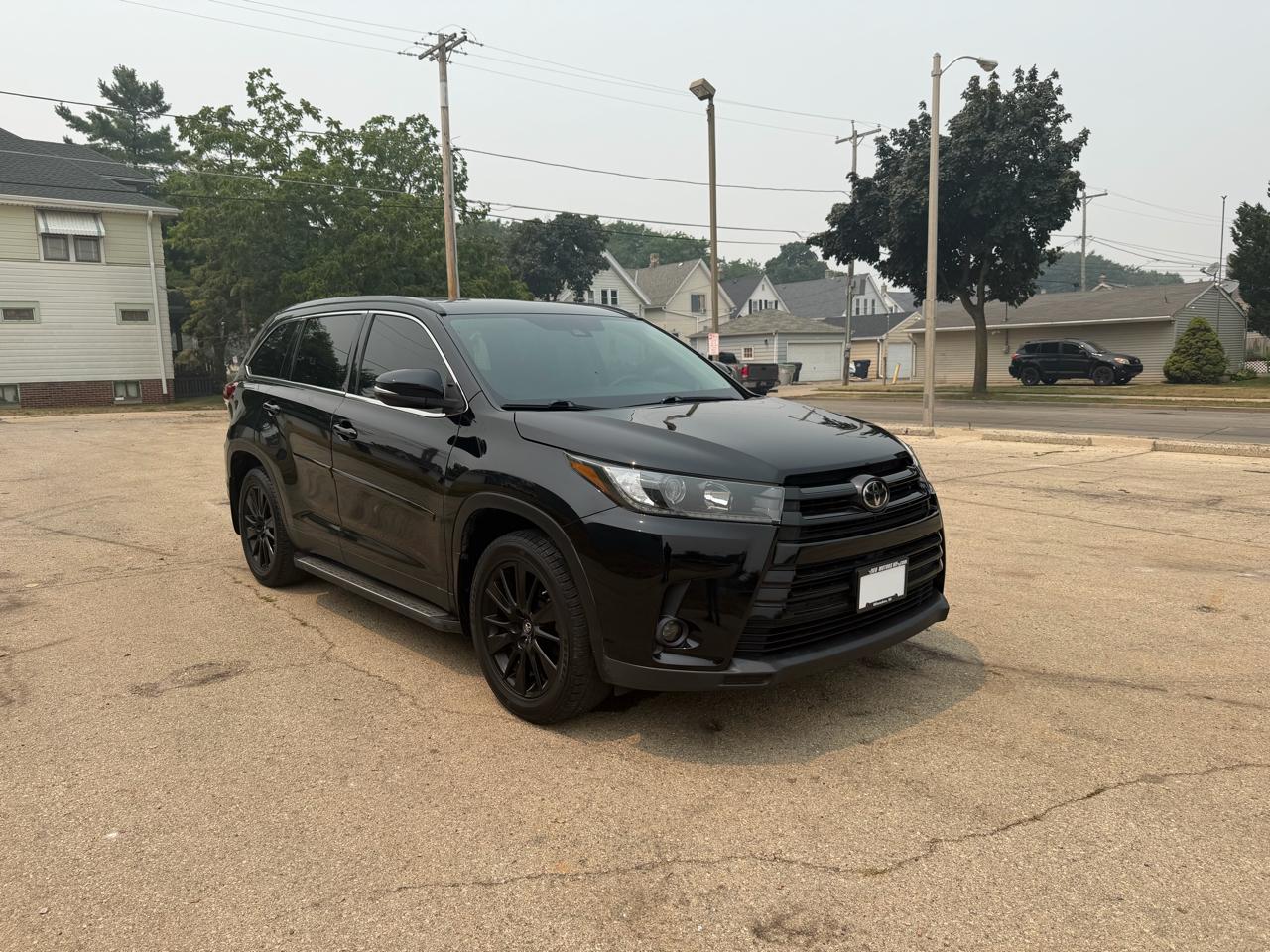 Toyota Highlander XLE AWD V6 2019
