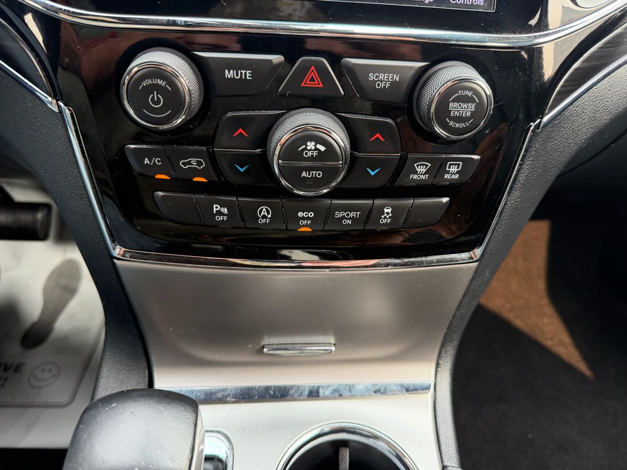 Jeep Grand Cherokee Limited 4WD 2020