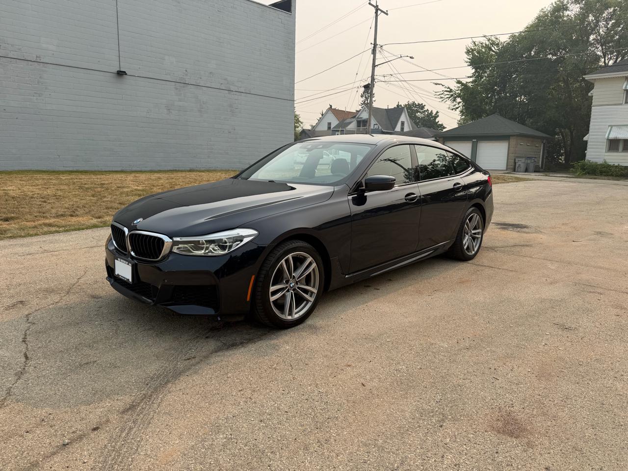 BMW 6-Series Gran Turismo 640i xDrive 2019
