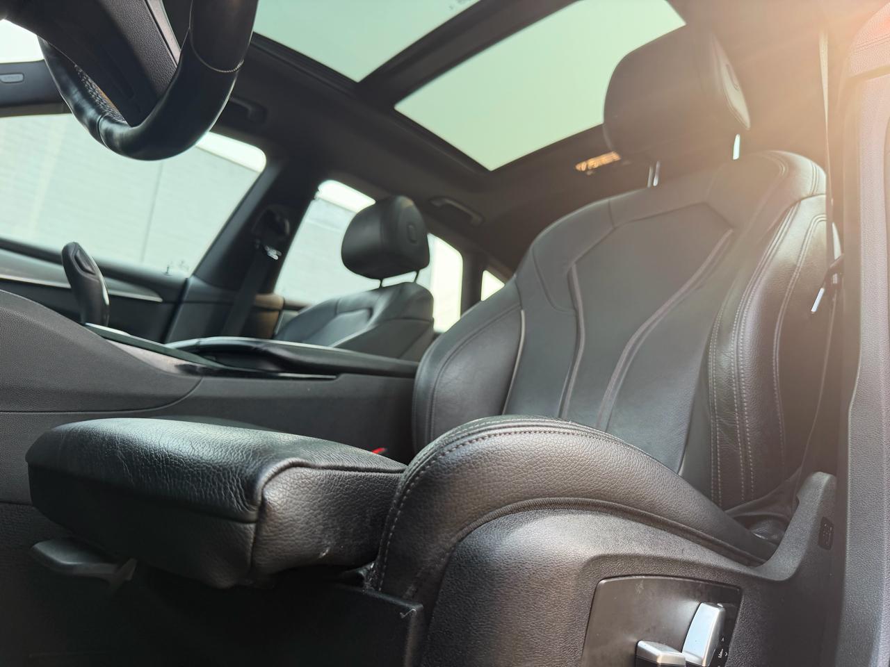 BMW 6-Series Gran Turismo 640i xDrive 2019