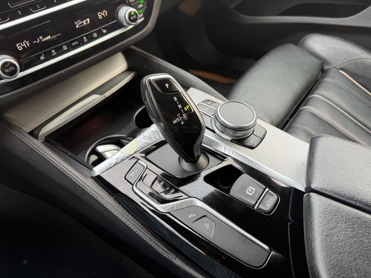 BMW 6-Series Gran Turismo 640i xDrive 2019