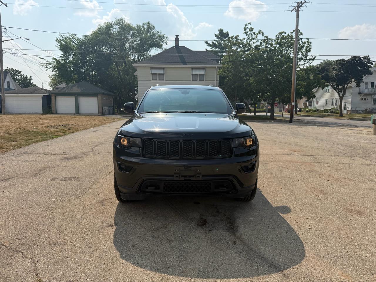 Jeep Grand Cherokee Laredo 4WD 2018