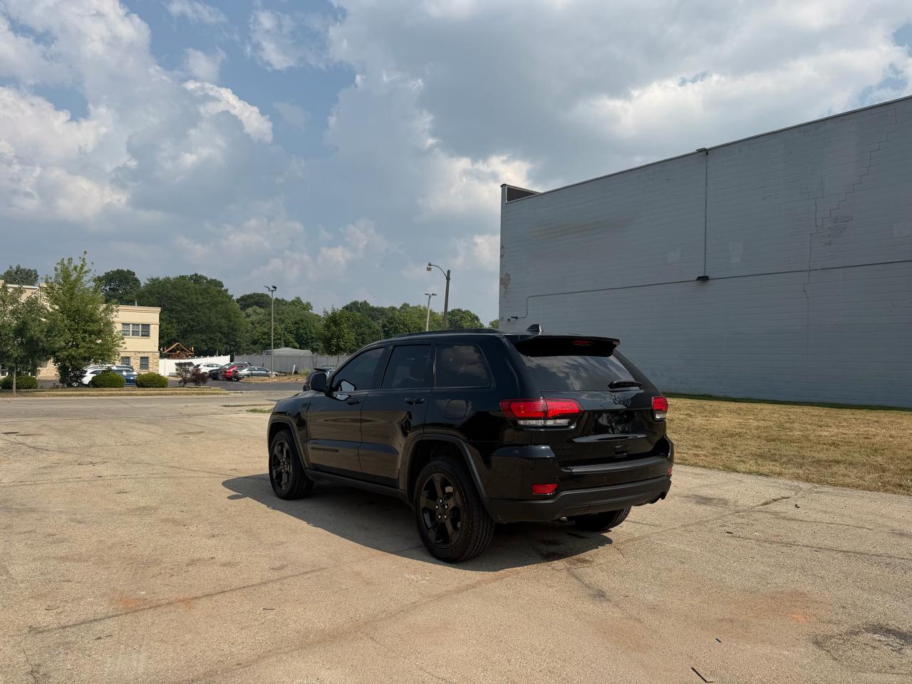Jeep Grand Cherokee Laredo 4WD 2018