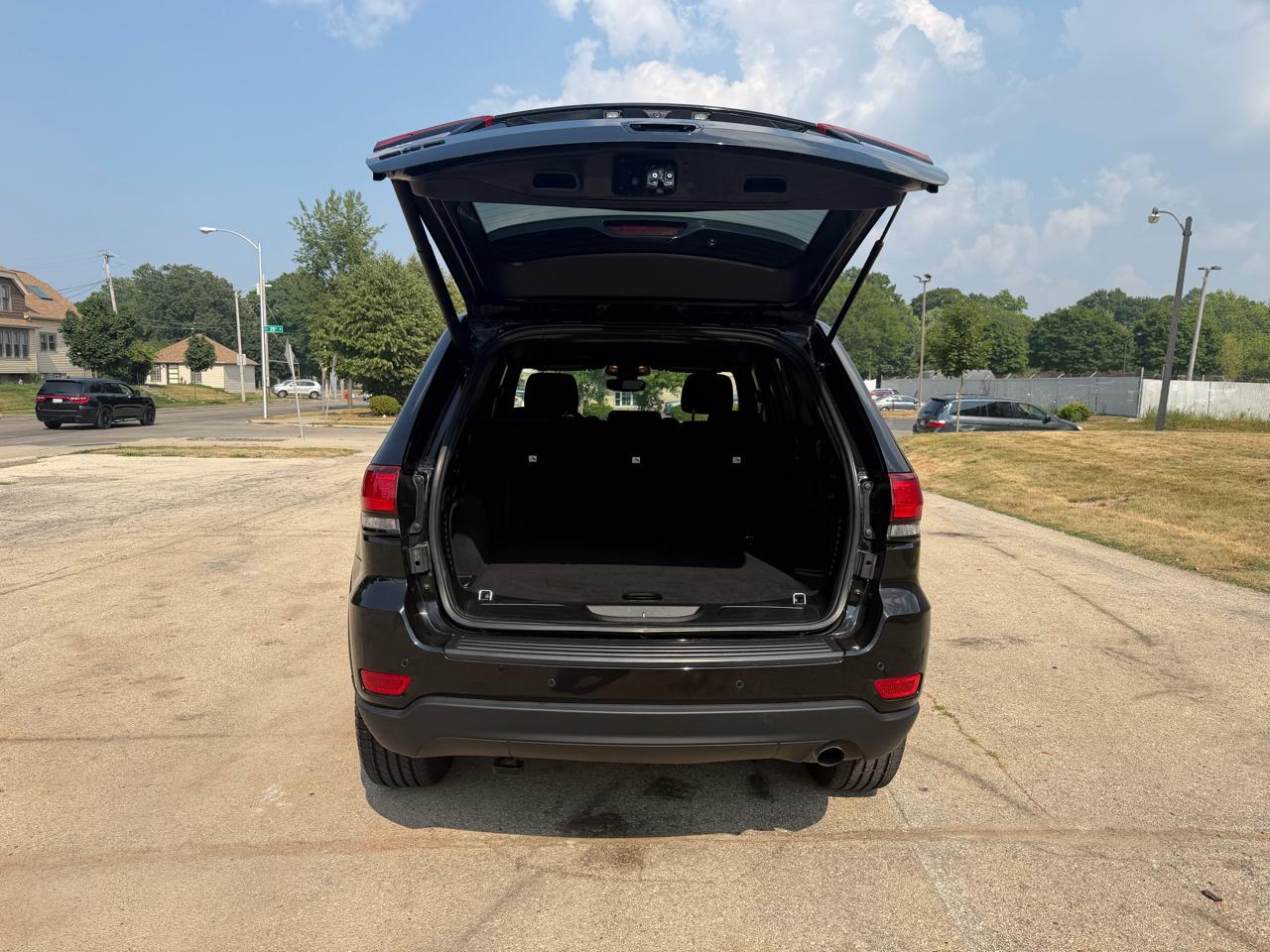 Jeep Grand Cherokee Laredo 4WD 2018