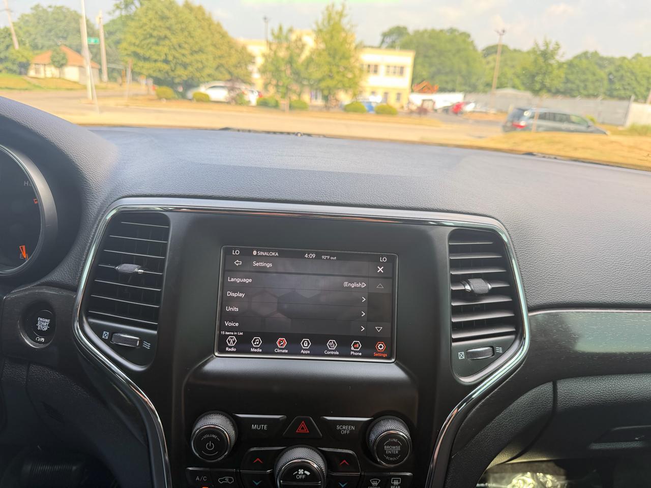 Jeep Grand Cherokee Laredo 4WD 2018