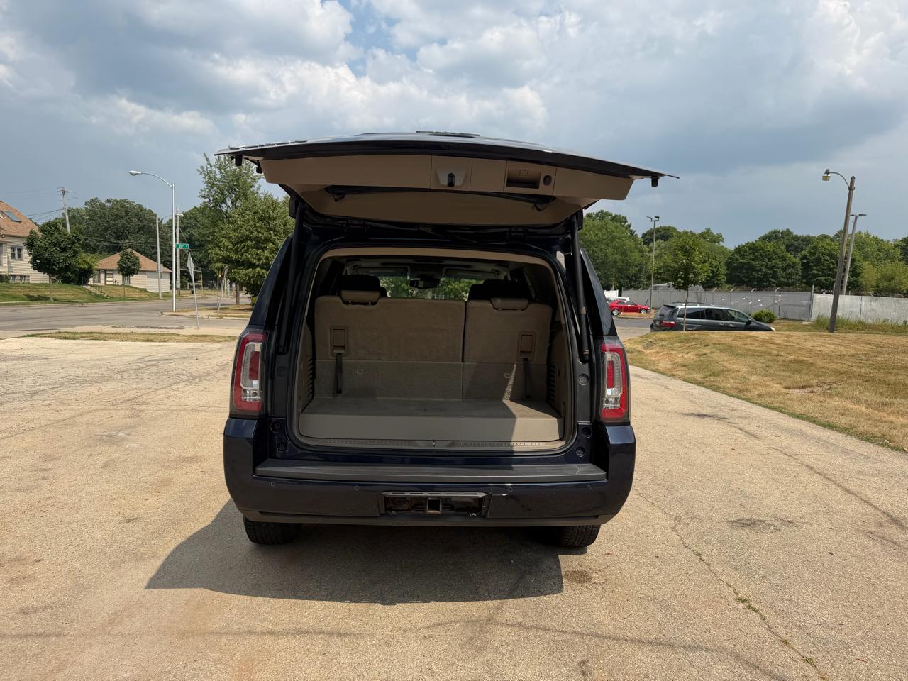 GMC Yukon SLT Standard Edition 4WD 2019