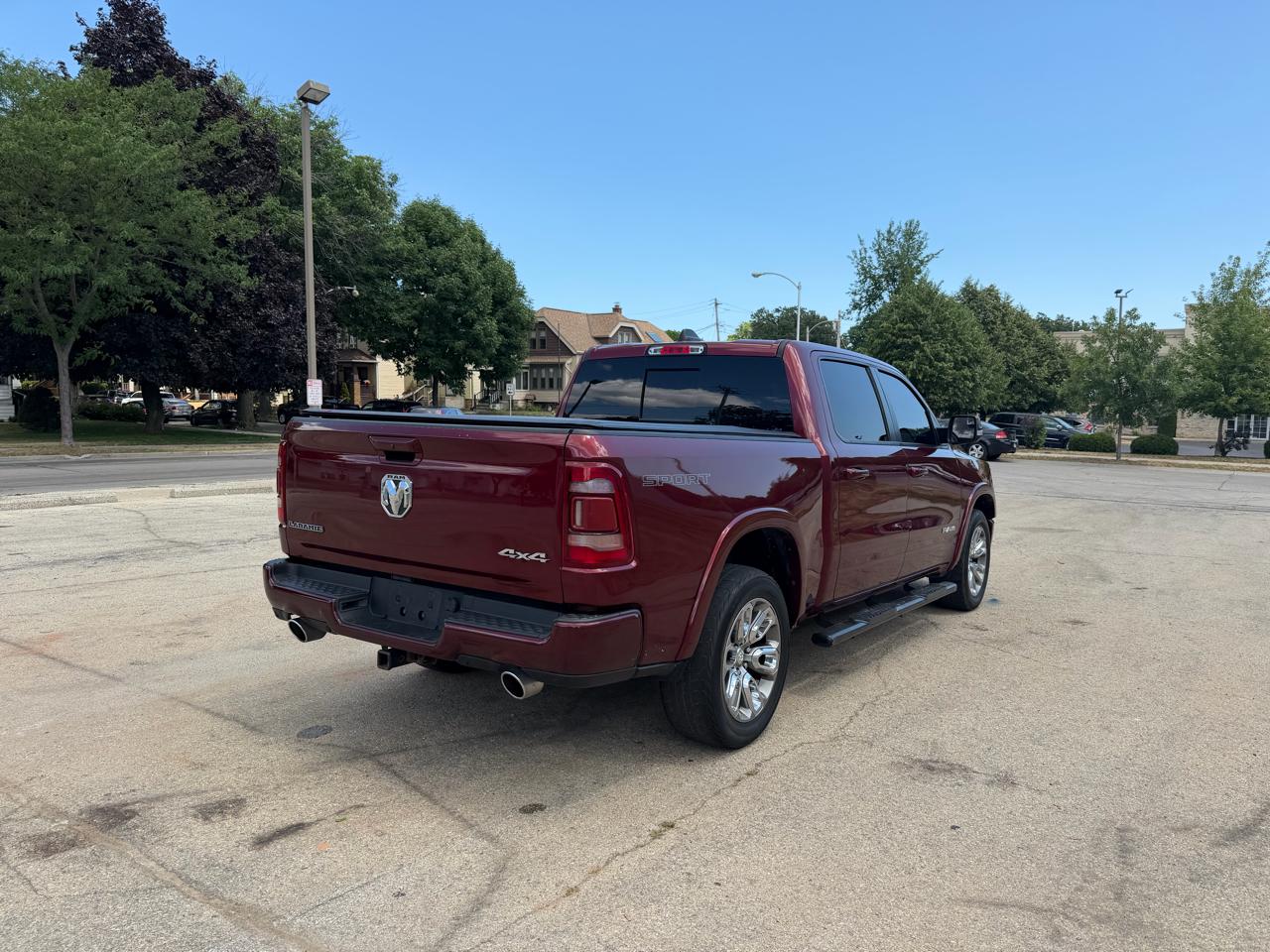 RAM 1500 Laramie Crew Cab SWB 4WD 2021