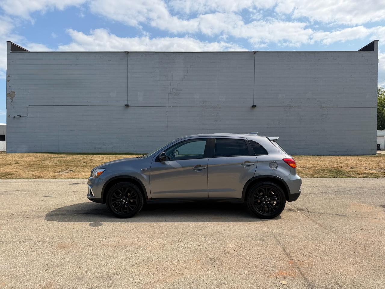 Mitsubishi Outlander Sport 2.0 SE 4WD CVT 2019