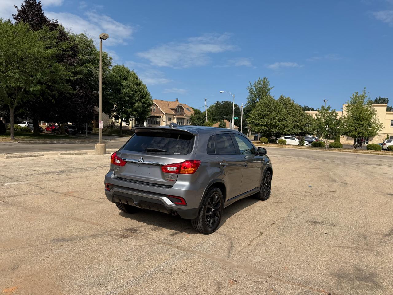 Mitsubishi Outlander Sport 2.0 SE 4WD CVT 2019