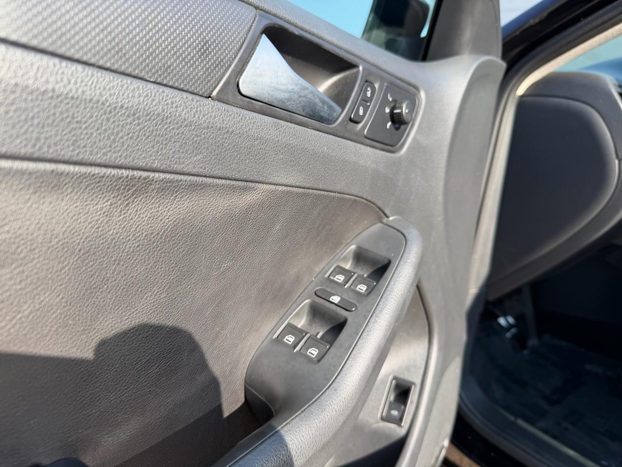 Volkswagen Jetta SE 2014