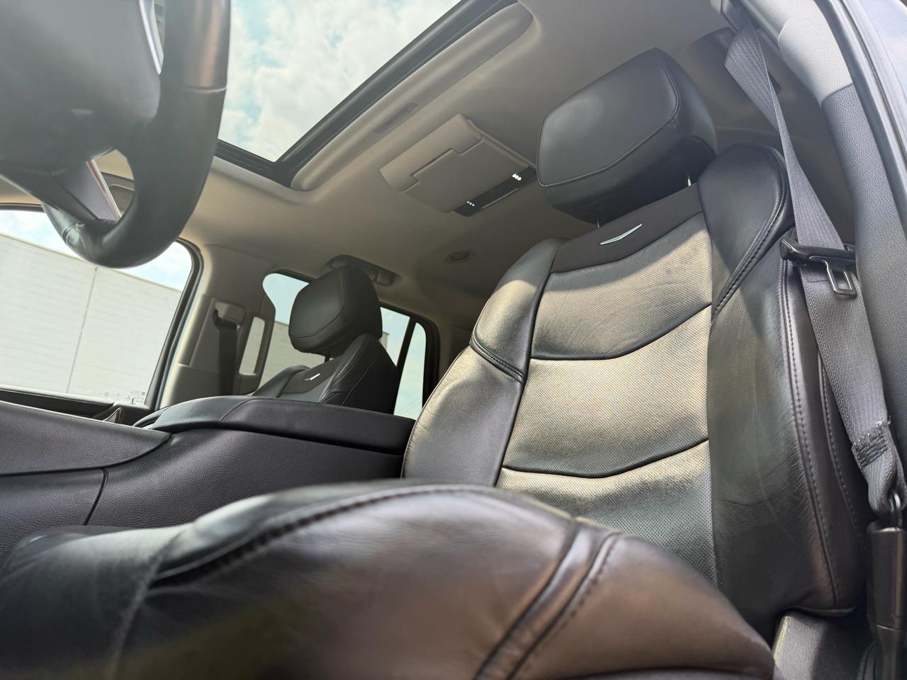 Cadillac Escalade Premium 4WD 2018