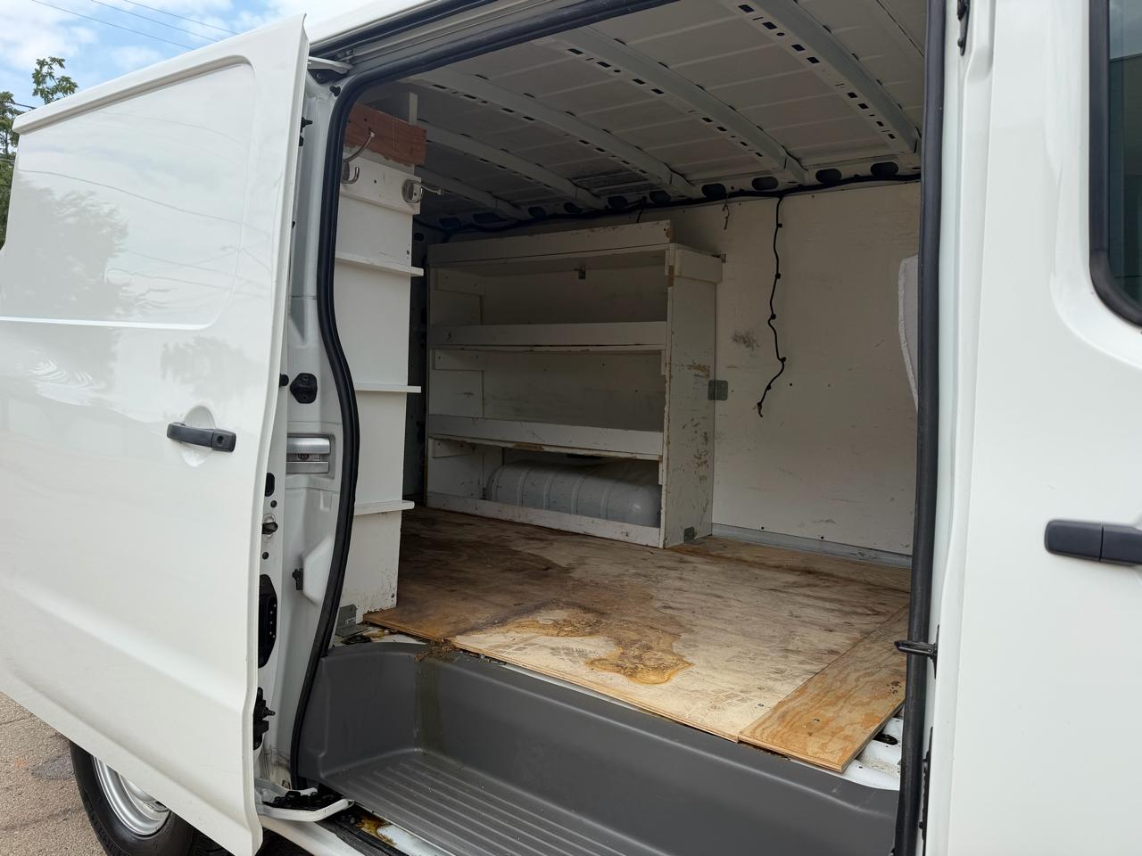 Nissan NV Cargo 1500 S 2019