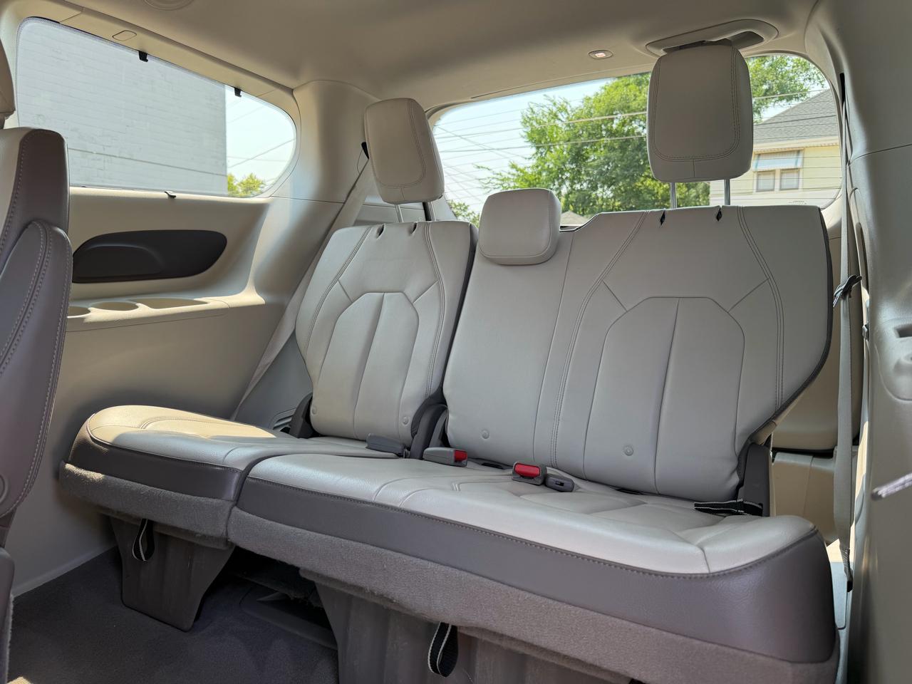 Chrysler Pacifica Touring-L 2017