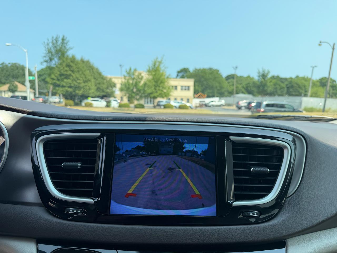 Chrysler Pacifica Touring-L 2017
