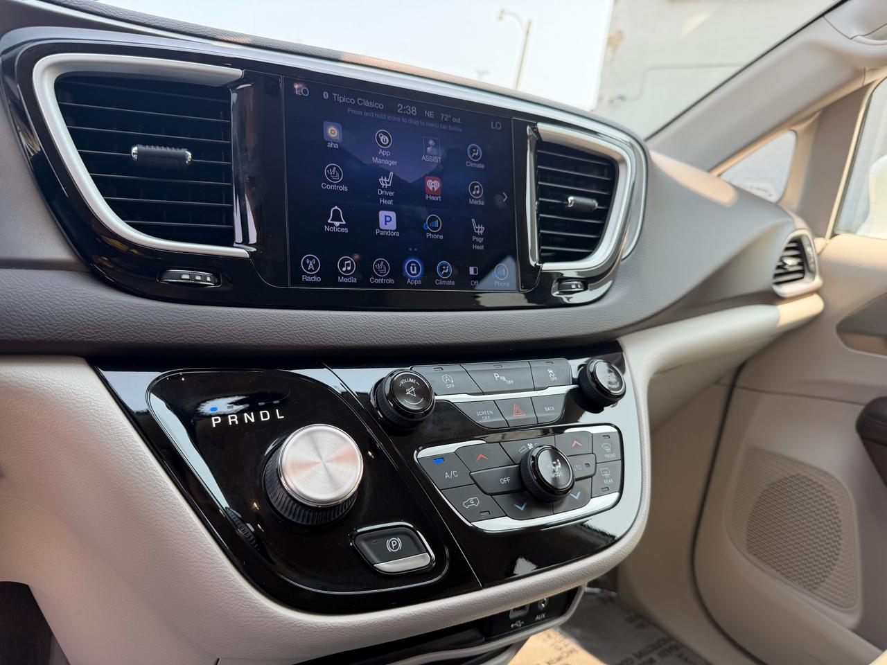 Chrysler Pacifica Touring-L 2017