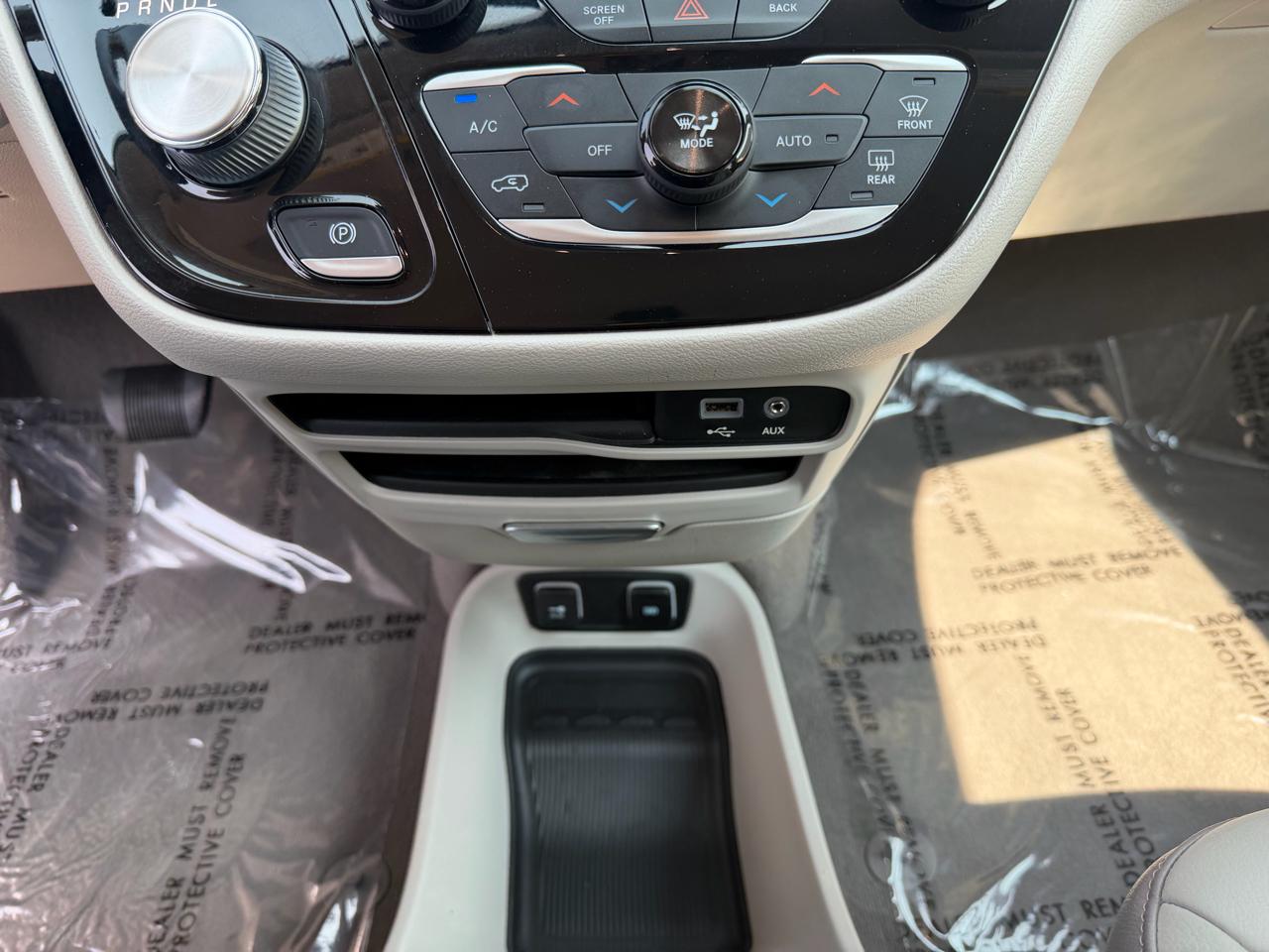 Chrysler Pacifica Touring-L 2017