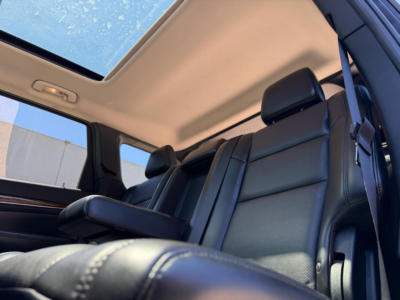 Jeep Grand Cherokee Limited 4WD 2011