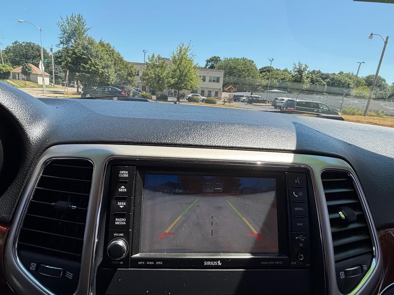 Jeep Grand Cherokee Limited 4WD 2011