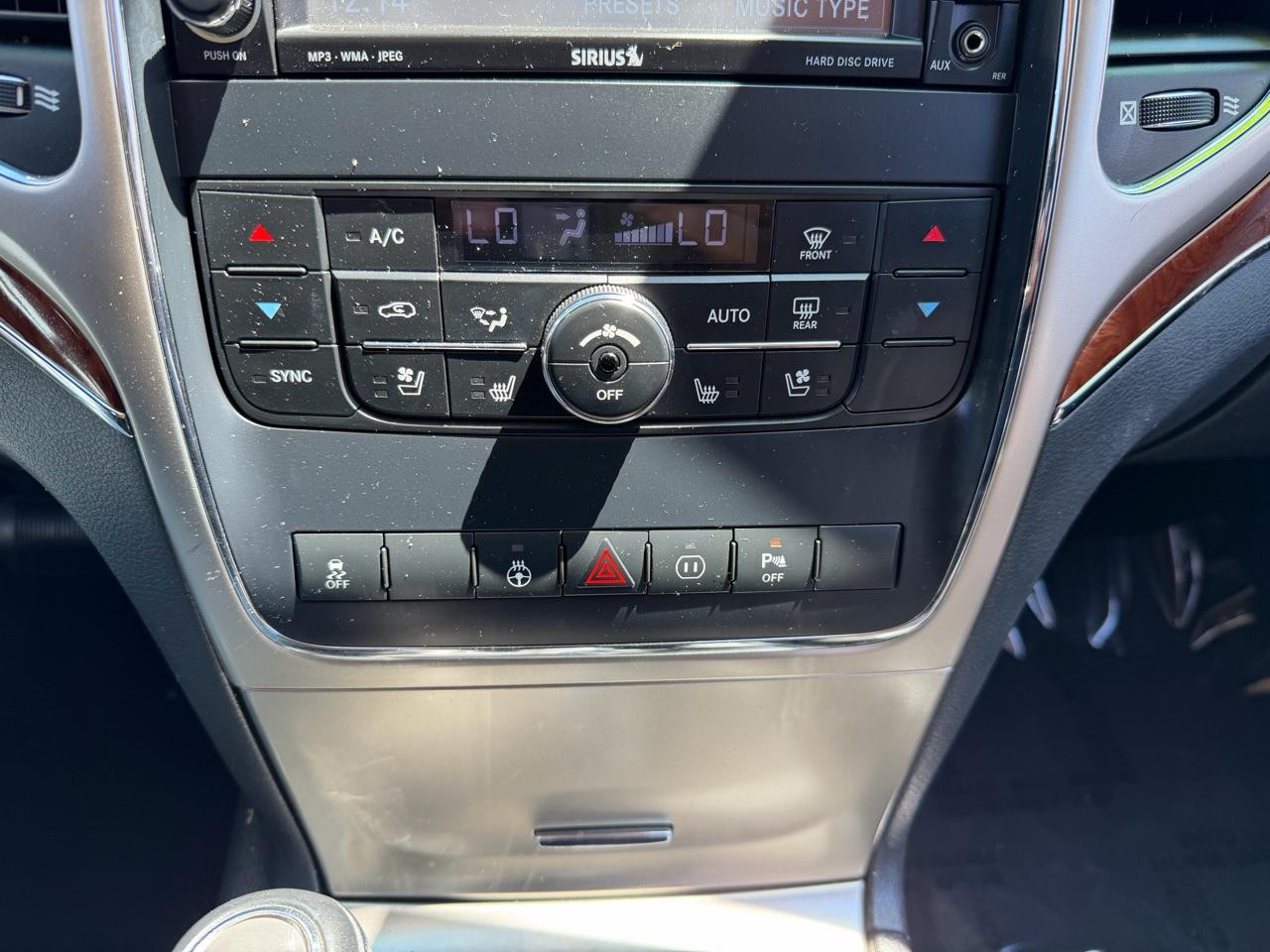 Jeep Grand Cherokee Limited 4WD 2011