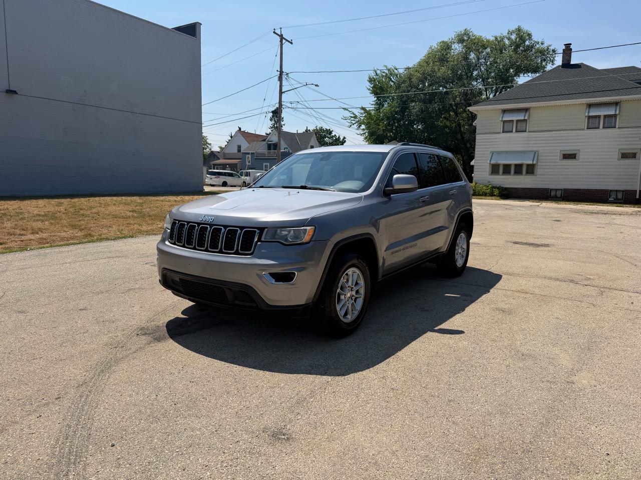 Jeep Grand Cherokee Laredo 4WD 2020