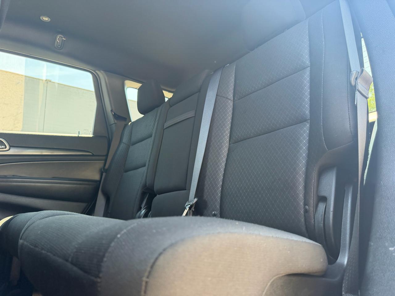 Jeep Grand Cherokee Laredo 4WD 2020