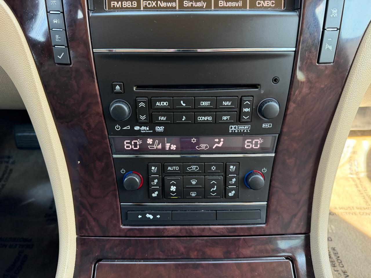 Cadillac Escalade EXT Luxury 2011