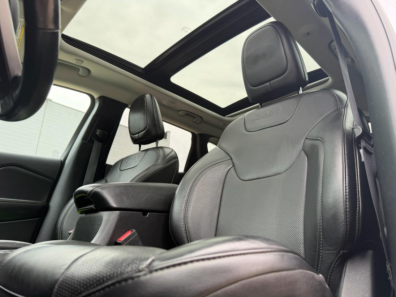 Jeep Cherokee Limited 4WD 2021