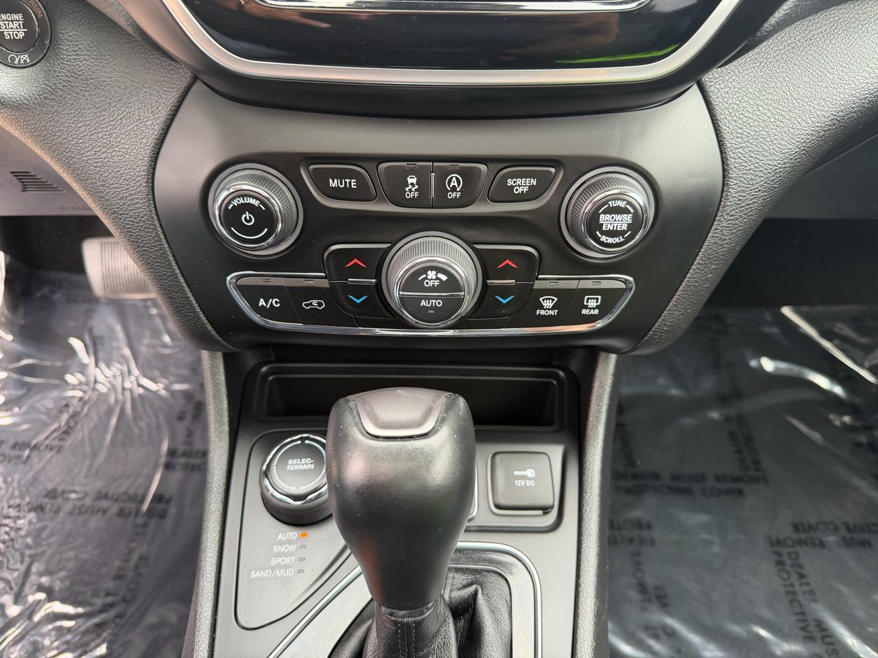 Jeep Cherokee Limited 4WD 2021