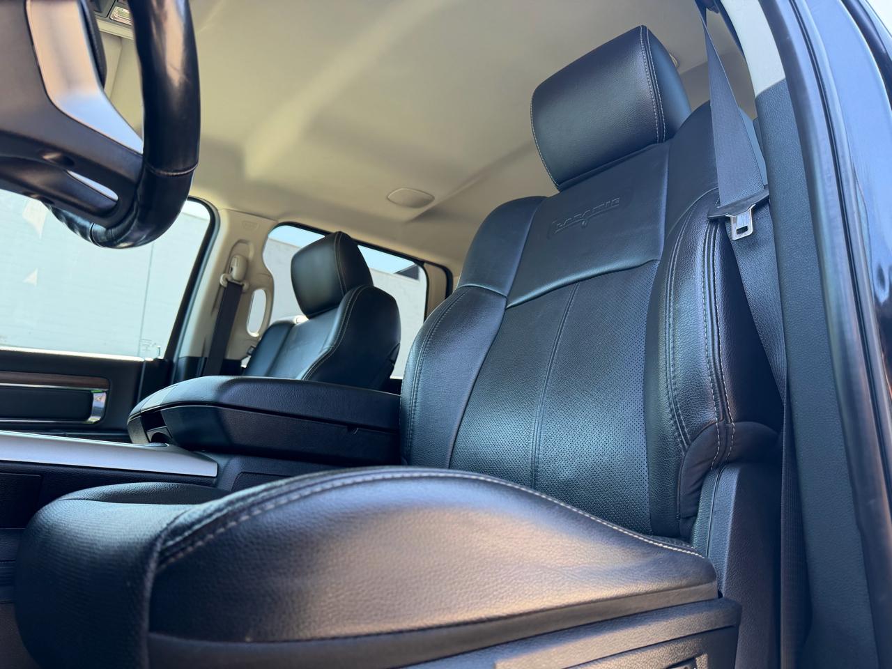 RAM 1500 Laramie Crew Cab SWB 4WD 2018