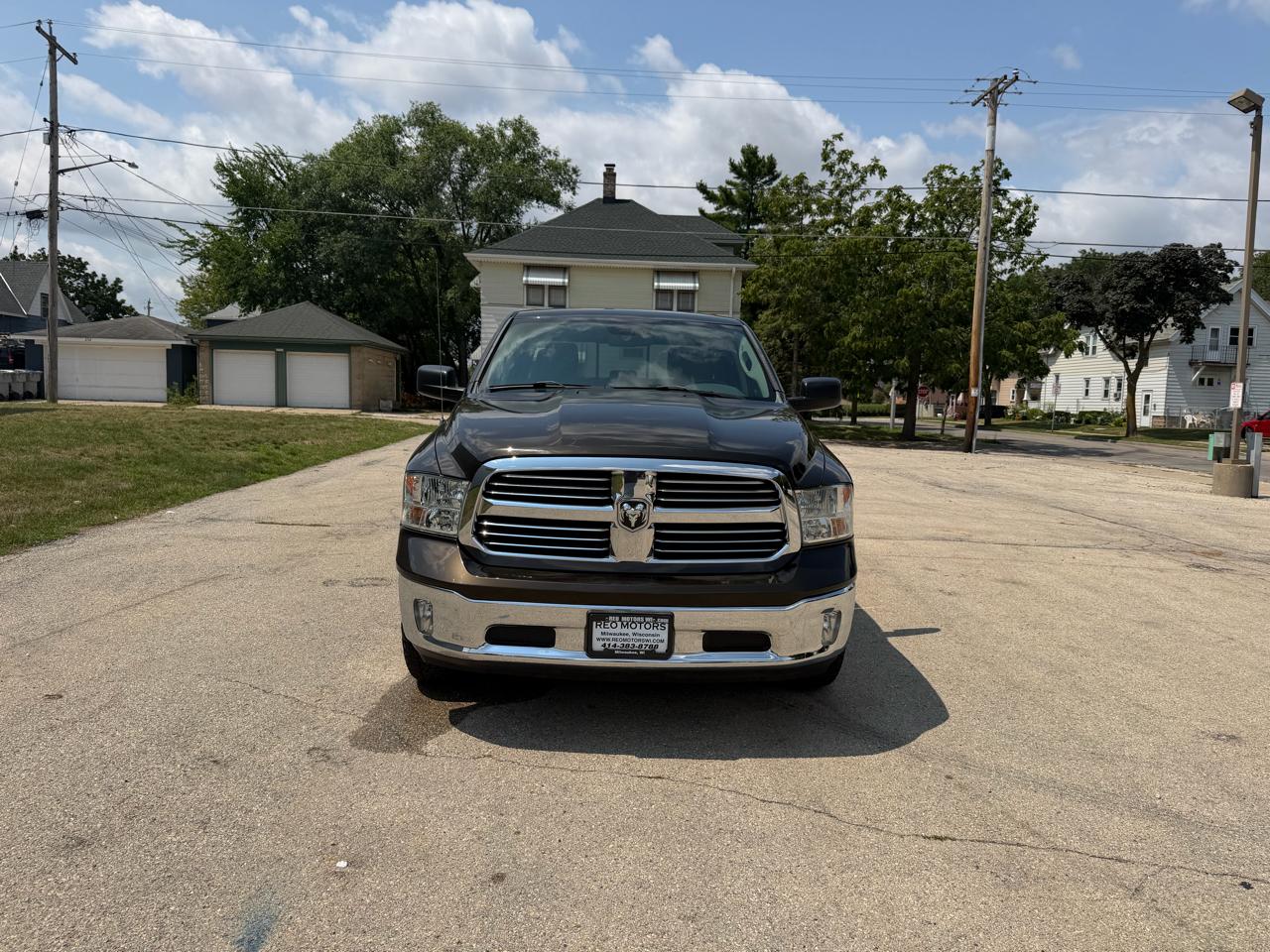 RAM 1500 SLT Crew Cab SWB 4WD 2013
