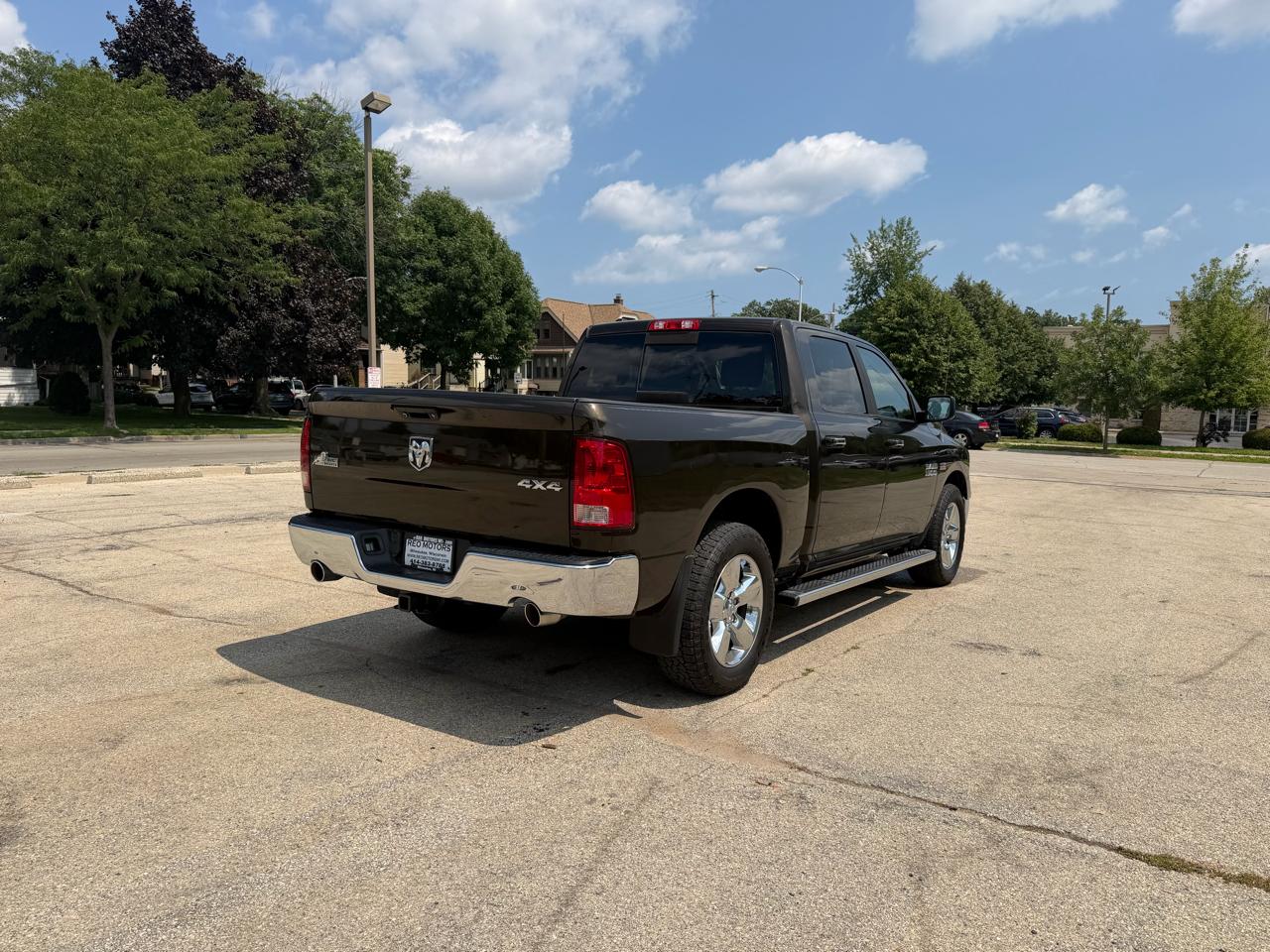RAM 1500 SLT Crew Cab SWB 4WD 2013