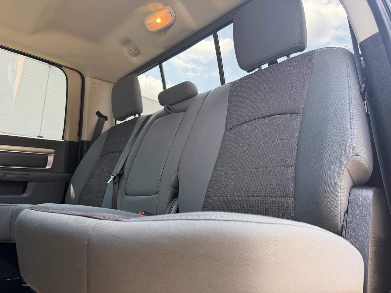 RAM 1500 SLT Crew Cab SWB 4WD 2013