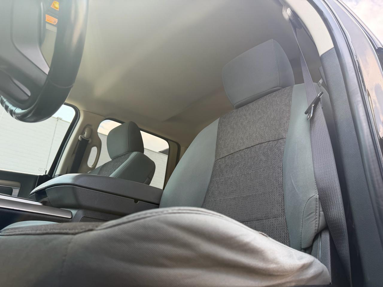 RAM 1500 SLT Crew Cab SWB 4WD 2013